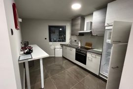 Luksuzan stan u blizini centra grada, Rijeka, Appartement