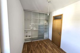 Savršeni penthouse u urbanoj vili na idealnoj lokaciji, Podsljeme, Kвартира