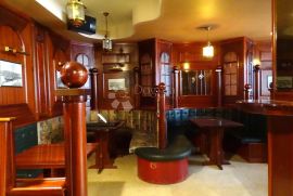 Izvrstan Caffe bar s iznimnom opremom !, Jelenje, Коммерческая недвижимость