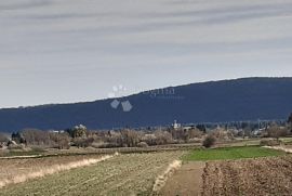 Poljoprivredno zemljište na jezeru Sabljaci, Ogulin, Ogulin, Zemljište