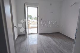 Povljana, Pag - Jednosoban stan S1 prvi red uz more, Povljana, Appartement