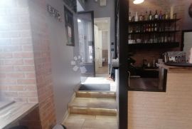 CAFFE SENDWICH BAR, Rijeka, Commercial property