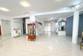 Pula, Uređen poslovni prostor, 90m2, Pula, Propriedade comercial