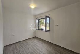 Stan, novogradnja, 60 m od mora, prizemlje+vrt, Nin, Appartment