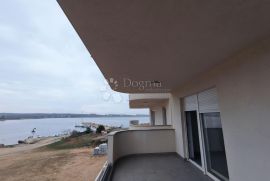 Povljana, Pag - Jednosoban stan S6 prvi red uz more, Povljana, Appartement