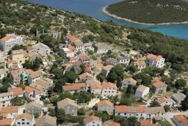 Poljoprivredni teren na Malom Lošinju-Ćunski, Mali Lošinj, Terra