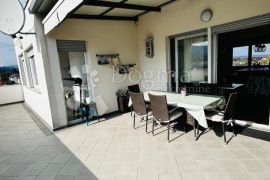 PROSTRANI STAN U SAMOBORU! 110 m2, Samobor, Appartement