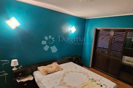 KRIMEJA, 2S+DB, 95m2, Rijeka, Appartamento