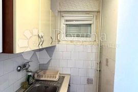 Komforan stan u blizini centra, Pula, Apartamento