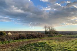 KRNICA – lokalitet s pogledom na more, Marčana, Terrain