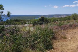 Građevinsko zemljište s pogledom na more, Labin, Land