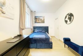 STAN 60 M2 + 160 M2 TERASE U ELITNOM KVARTU, Podsused - Vrapče, Wohnung