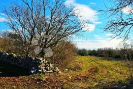 PROSTRANO POLJOPRIVREDNO ZEMLJIŠTE, BLIZU MORA, OKOLICA LABINA !, Labin, Land