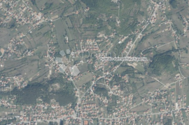 ZEMLJIŠTE S DOZVOLOM ZA 3 STANA, GLAVICE, Sinj, Σπίτι