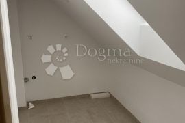 Luksuzan penthouse u baroknoj jezgri!, Varaždin, Appartamento