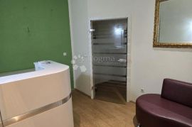 Centar,odličan PP za ured,agenciju ili salon, Rijeka, Gewerbeimmobilie