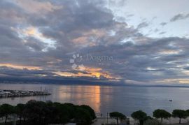 Ičići -Centar, 72m2,2s+db ,balkon, Opatija - Okolica, Kвартира