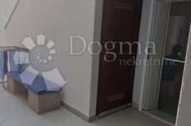 Aprtman u Centru Betine, Tisno, Appartment