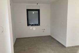 STAN U NOVOGRADNJI BLIZU MORA, Novigrad, Appartment