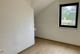 STAN U NOVOGRADNJI BLIZU MORA, Novigrad, Wohnung