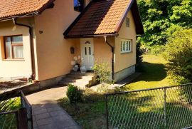 SAMO U PONUDI DOGME !, Vrbovsko, House