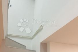 Atraktivan poslovni prostor na elitnoj lokaciji!, Gornji Grad - Medveščak, Propriedade comercial