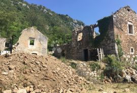 Teren i dvije starine, Vinodolska Općina, Terreno