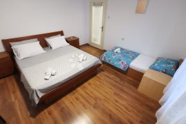 Jednosoban stan u centru, Makarska, Apartamento