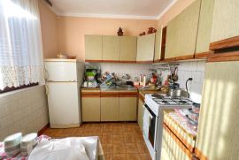 Medulin, Apartmanska kuća u blizini mora, Medulin, House