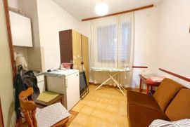 Medulin, Apartmanska kuća u blizini mora, Medulin, House