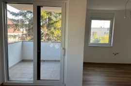 Useljiva novogradnja!!, Varaždin, Apartamento