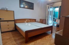 Stan Lovran, pogled more, Lovran, Appartement