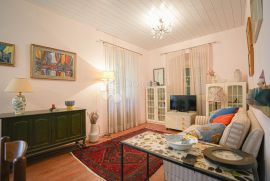 Volosko, 50 m od mora, Opatija, Appartment