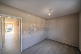 BRODARICA- 1.KAT U NOVOGRADNJI 120M OD MORA BS3, Šibenik - Okolica, Flat