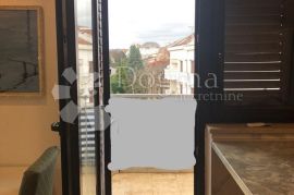 MALINSKA - APARTMAN S POGLEDOM NA MORE, Malinska-Dubašnica, Appartement