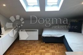 MALINSKA - APARTMAN S POGLEDOM NA MORE, Malinska-Dubašnica, Appartement