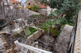 Obiteljska kuća - Centar Supetra!!!, Supetar, House