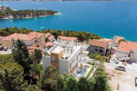 PENTHOUSE sa pogledom na more! 100m od plaže, Trogir, Kвартира