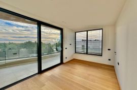 LUKSUZNI PENTHOUSE s panoramskim pogledom, Tar-Vabriga, شقة