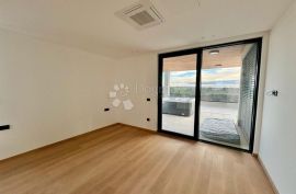 LUKSUZNI PENTHOUSE s panoramskim pogledom, Tar-Vabriga, شقة