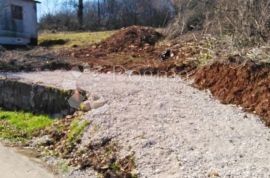 SPUŠTENA CIJENA! PIĆAN, započeta gradnja, Pićan, Famiglia