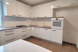 PRODAJA STANA, 6-SOBNI+PARKING+SPREMIŠTE, 132.5 m2, ODRA, Novi Zagreb - Zapad, شقة