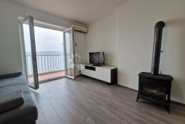 Top apartman 100 m od plaže !!, Senj, Kвартира