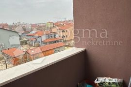 Ekskluzivno - novogradnja 2 spavaće 53m2, Pula, Flat