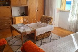 ŠIBENIK CENTAR  dvoetažni stan sa pogledom na more, Šibenik, Apartamento