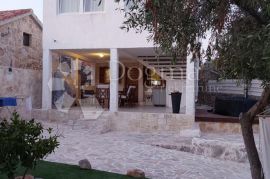 DRVENIK DREAM HOUSE 109m2, Trogir - Okolica, Haus