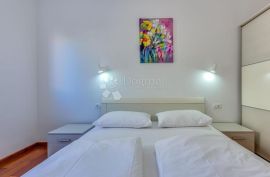 Dvosobni deluxe apartman, Rab, شقة