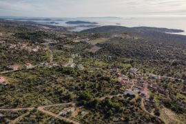 ROGOZNICA(DVORNICA) - GRAĐEVINSKO ZEMLJIŠTE S POGLEDOM, Rogoznica, Tierra