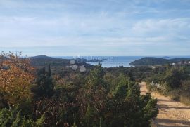 ROGOZNICA(DVORNICA) - GRAĐEVINSKO ZEMLJIŠTE S POGLEDOM, Rogoznica, أرض