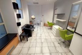 ODLIČAN P.P. SAMI CENTAR - 41.68m2, Rijeka, Propriedade comercial